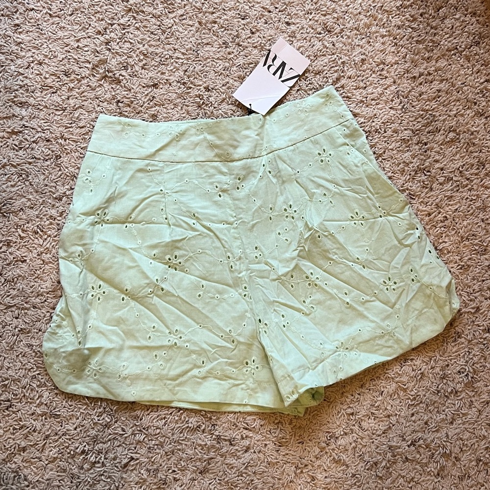 NWT Zara Mint Green Eyelet Shorts